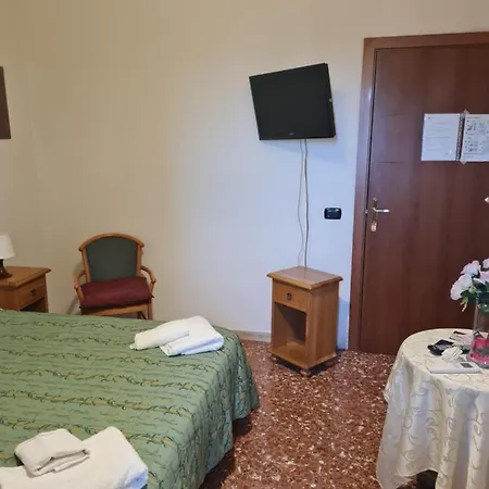 Πανσιόν La Palazzina 4*