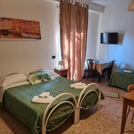 Πανσιόν La Palazzina